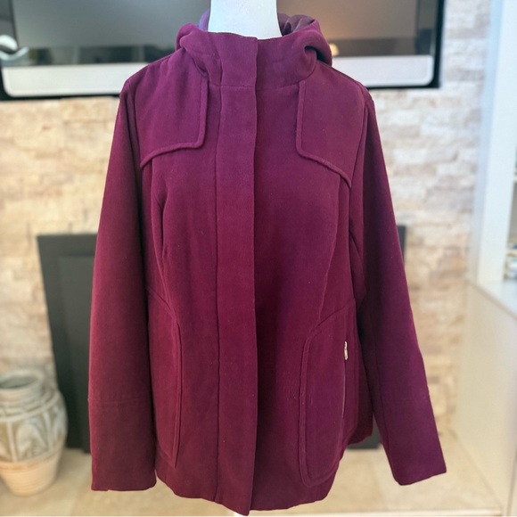 torrid Jackets & Blazers - Torrid Women's Hooded Peacoat Size 0 (Large) Coat‎ Maroon Full Zip